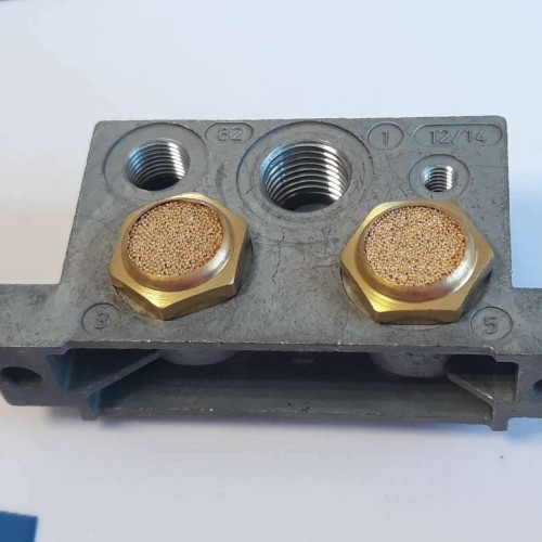 BOSCH 1825503953 Pneumatik Ventil Anschluss Block Adapter new old stock