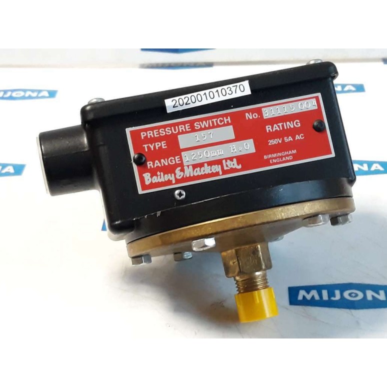 BAILEY & MACKEY Type 157 1250mm H20 Pressure switch 250V 5A AC (new old stock)