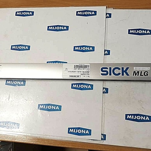 SICK MLGE1 0290F812 2 023 748 0841 15-30V Light Grid (new old stock) SICK MLGE1 0290F812 2 023 748 0841 15-30V Light Grid (new old stock)