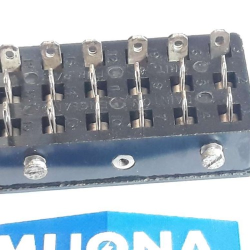 PAINTON 5935 99 911 6425 CONNECTOR (New old stock)