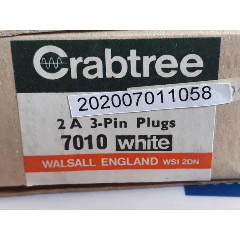 CRABTREE 7010 WHITE 2A 250V 3 PIN PLUG WSI 2DN (NEW OLD STOCK) CRABTREE 7010 WHITE 2A 250V 3 PIN PLUG WSI 2DN (NEW OLD STOCK)