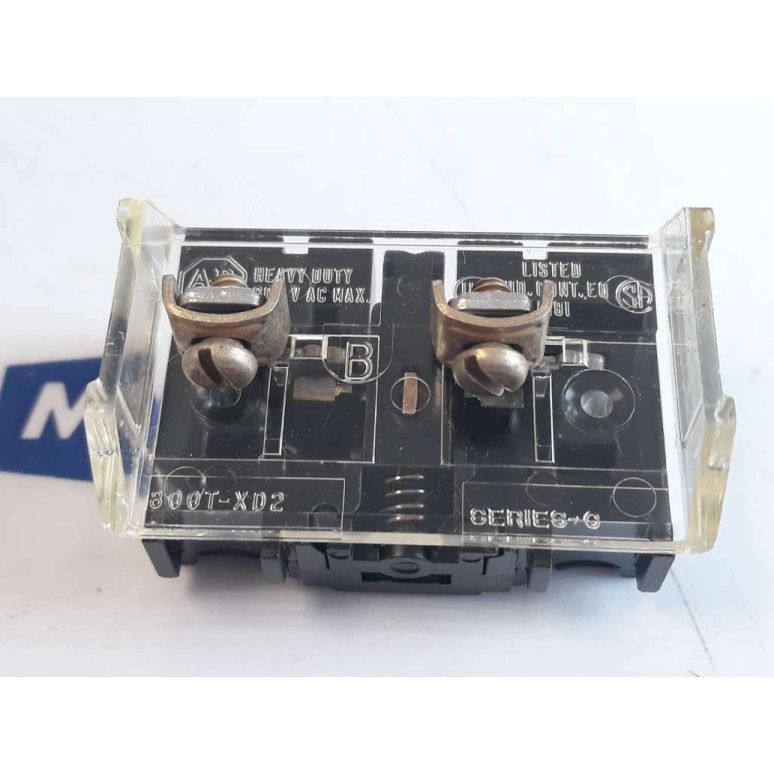 ALLEN BRADLEY 800T XD2 Contact block SER C 600V AC (NEW OLD STOCK)