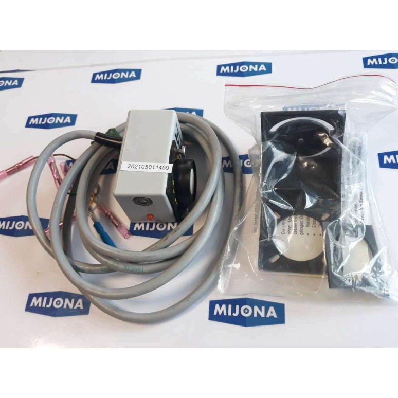 SNT SENSORTECHNIK UP1000PVPS24ISIV 24VDC Ultrasonic sensor SNT SENSORTECHNIK UP1000PVPS24ISIV 24VDC Ultrasonic sensor