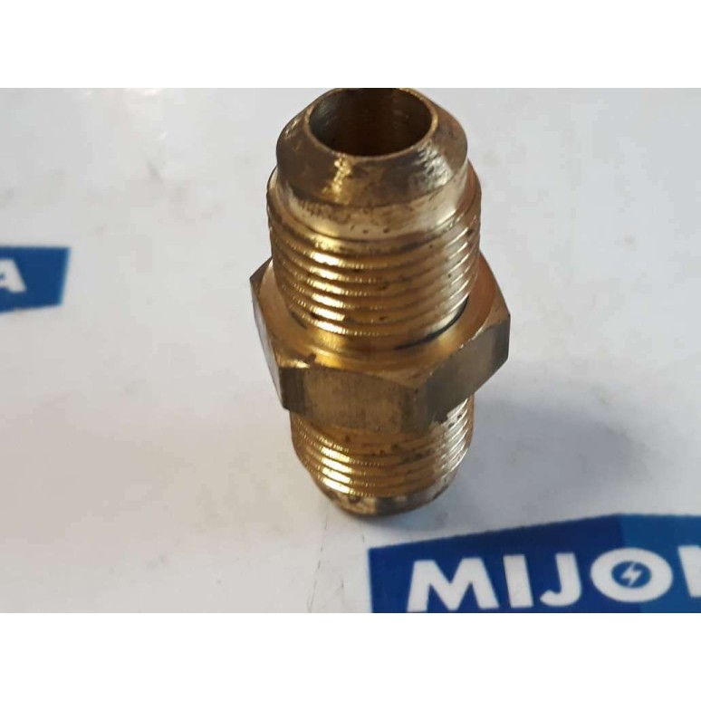 U2 8 FLARE UNION 1/2 JB Industries SAE Flare Union (New old stock)