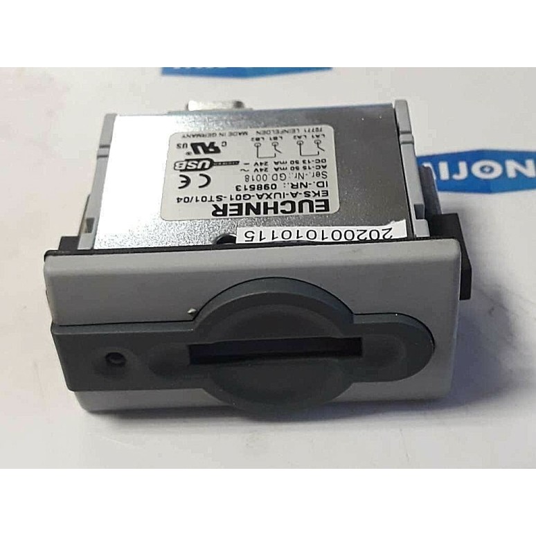 EUCHNER EKS A IUXA G01 ST01 04 ID NR. 098513 0018 AC 15 50mA 24V DC 13 50mA 24V