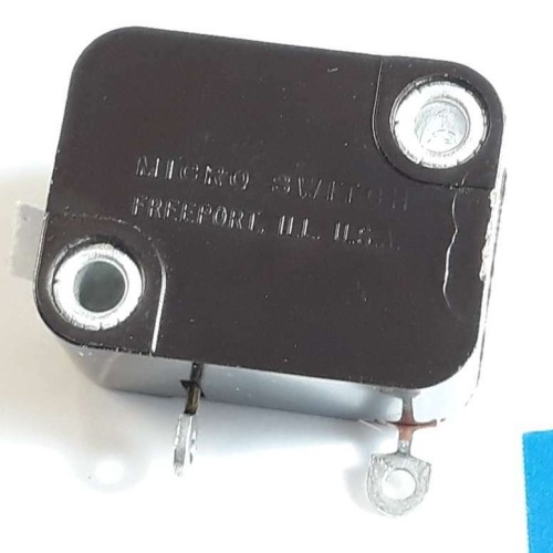 Honeywell V4 12 8051 MICRO SWITCH 5A 250VAC L4 (NEW OLD STOCK) Honeywell V4 12 8051 MICRO SWITCH 5A 250VAC L4 (NEW OLD STOCK)