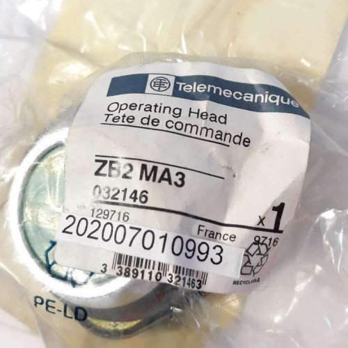 Telemecanique ZB2 MA3 032146 OPERATING HEAD GREEN