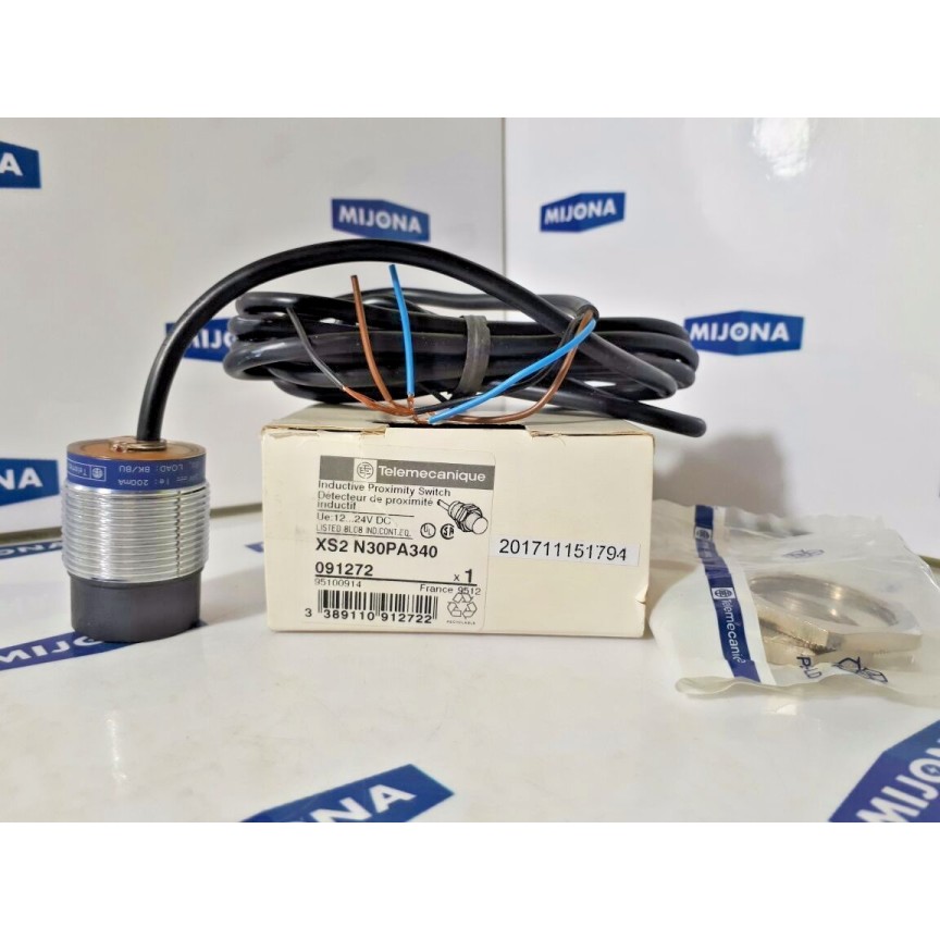Telemecanique XS2 N30PA340 inductive proximity switch Telemecanique XS2 N30PA340 inductive proximity switch