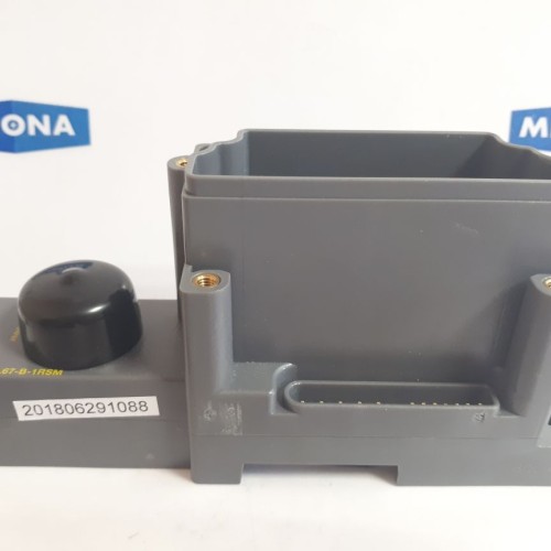 Turck BL67-B-1RSM MODULE (new old stock)
