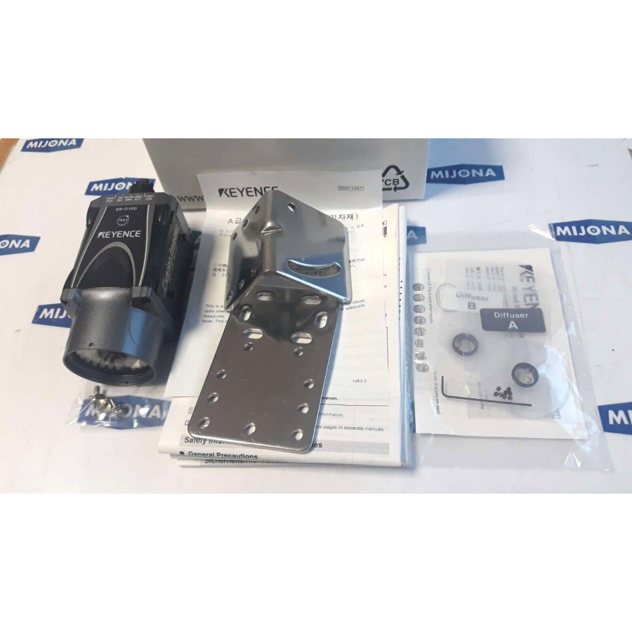 Keyence SR-D100 2D CODE READER SR D100 NEW OLD STOCK