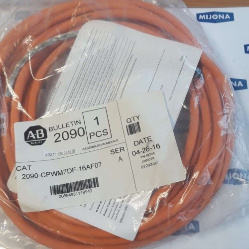 Allen Bradley 2090 CPWM7DF 16AF07 KABEL CABLE  7M SER A