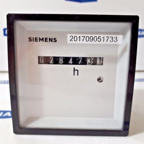 Siemens 7KT5655-2 230VAC / 50 Hz Betriebsstundenzäh Siemens 7KT5655-2 230VAC / 50 Hz Betriebsstundenzäh
