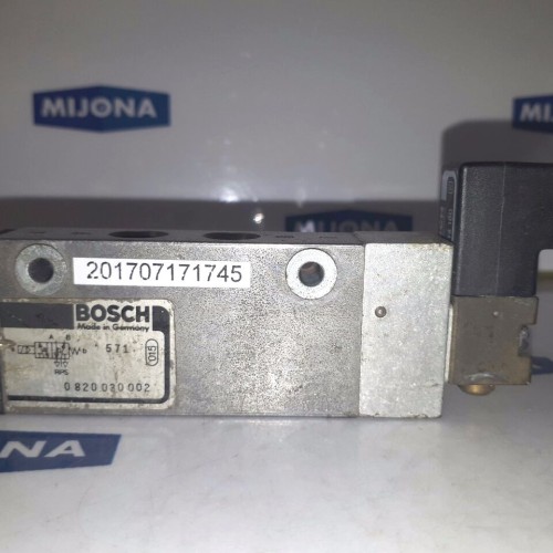 Bosch Wegeventil Hydraulikventil hydraulic solenoid valve 0 820 030 002